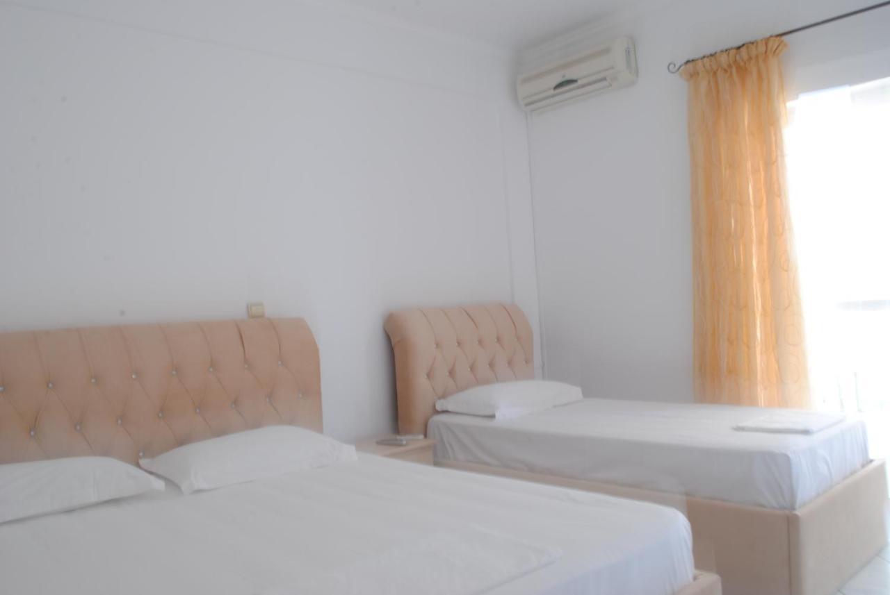 Hotel Mikela Ksamil Exterior photo